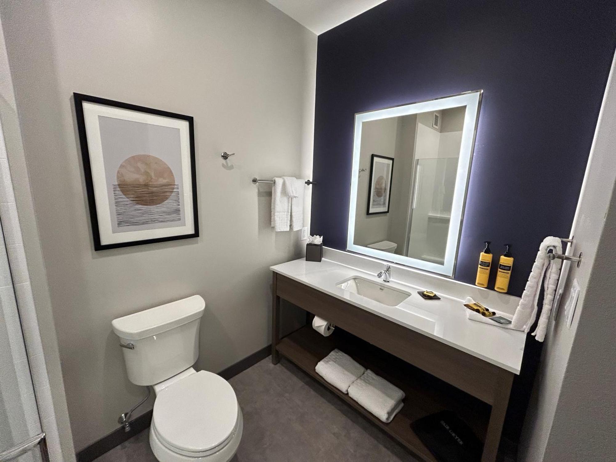 Best Western Plus Marquette Hotel & Suites Экстерьер фото