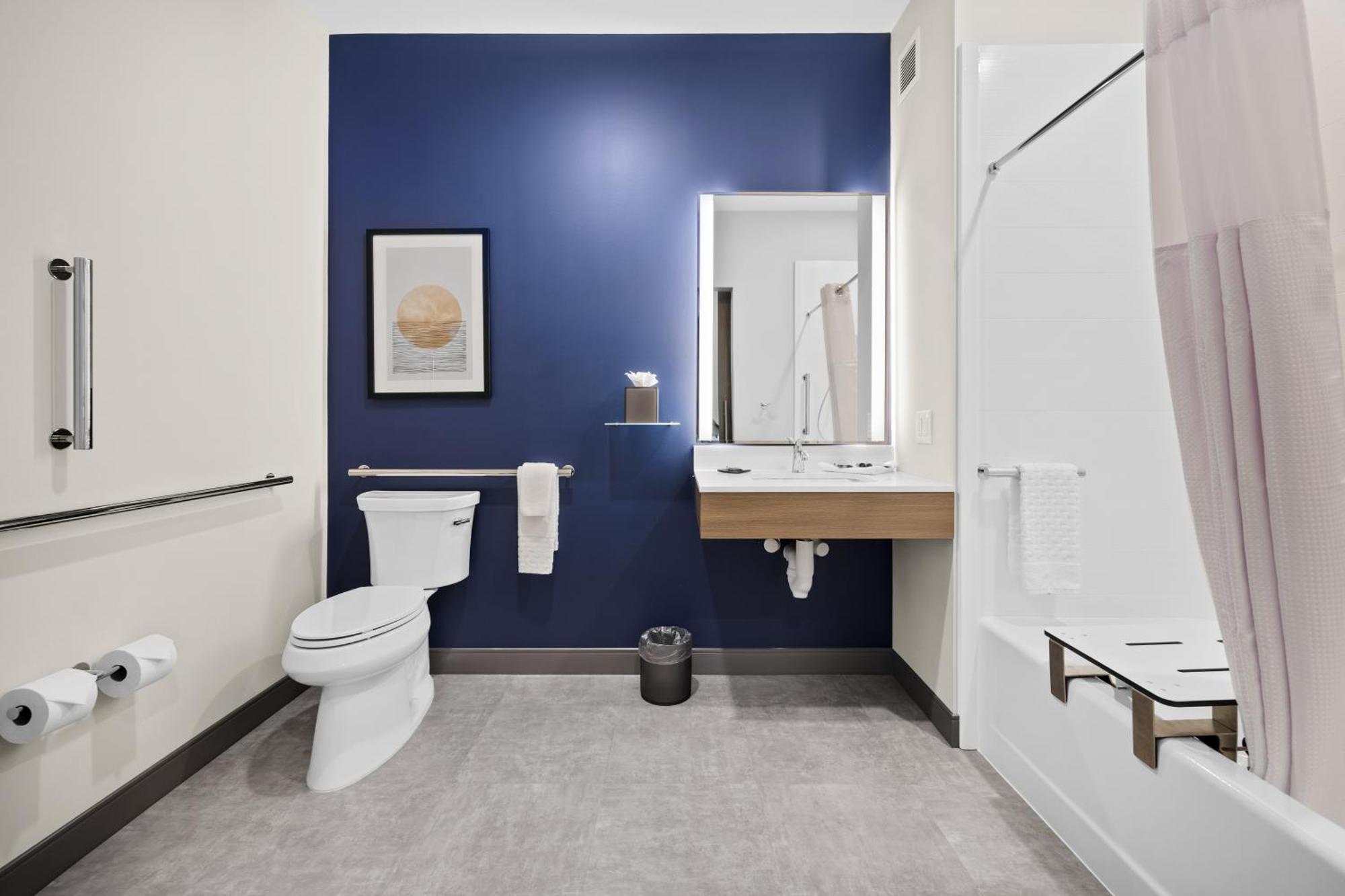 Best Western Plus Marquette Hotel & Suites Экстерьер фото