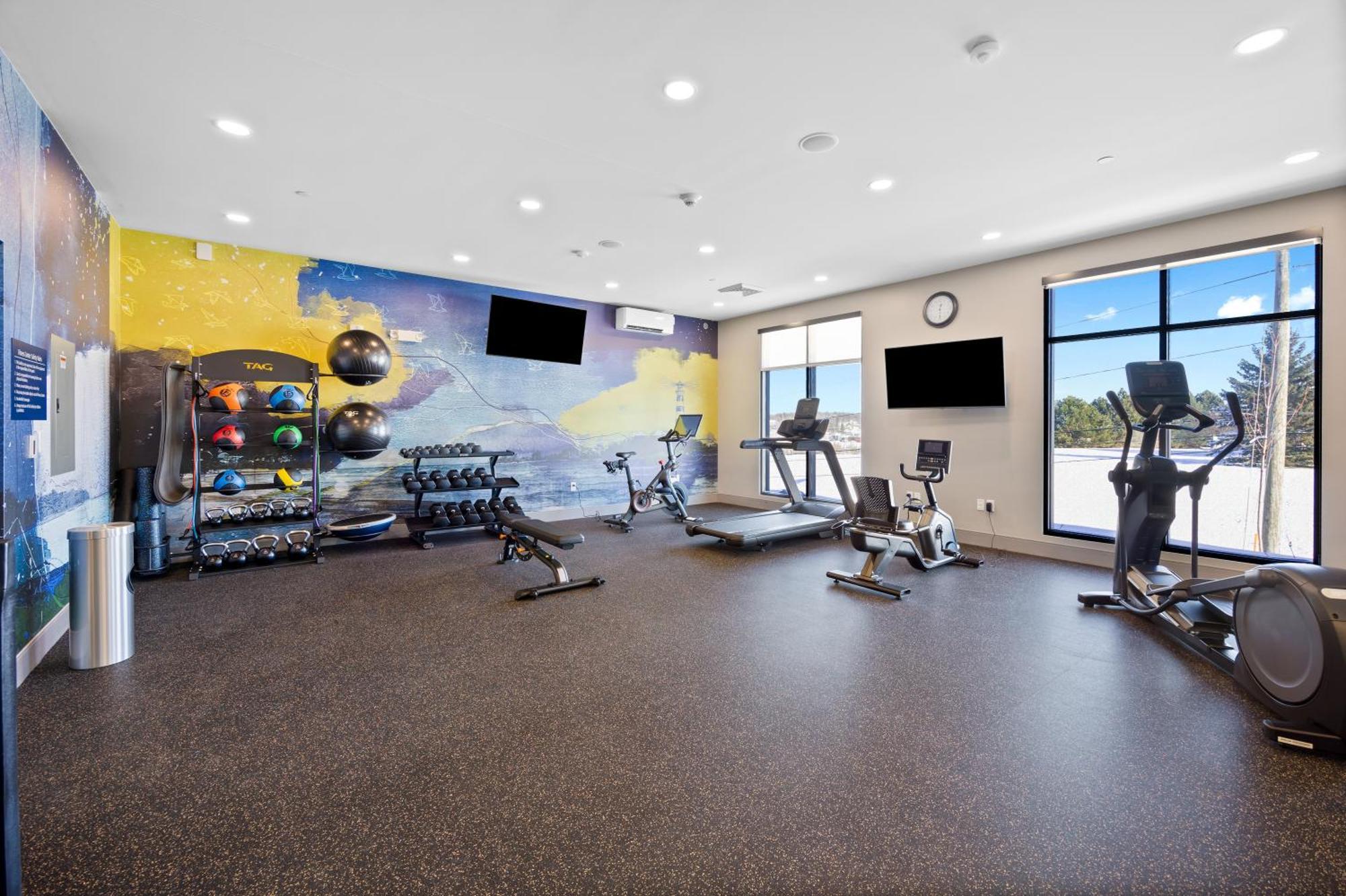 Best Western Plus Marquette Hotel & Suites Экстерьер фото